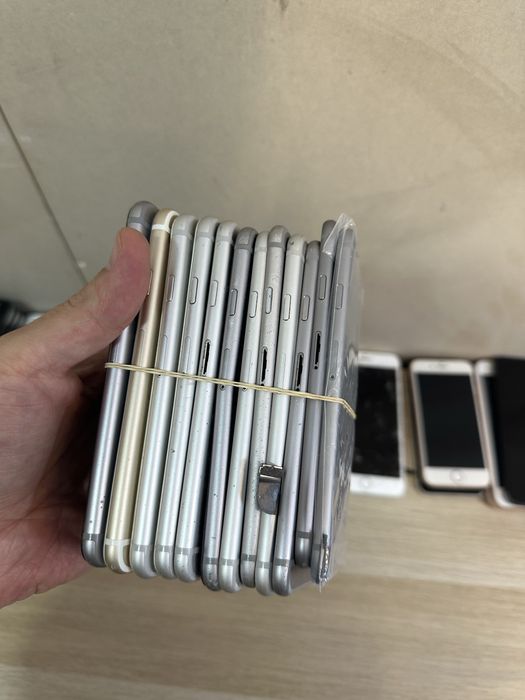 Lote 55 iPhones (Peças ou Reparação)