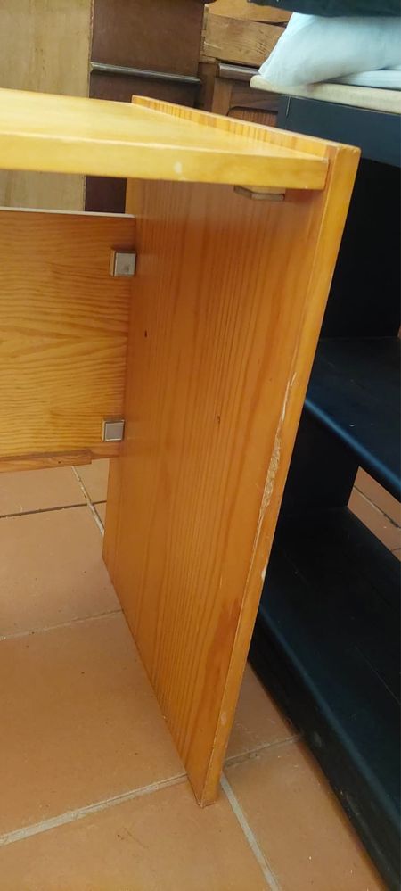 Secretaria em madeira