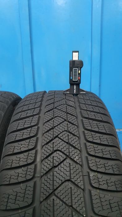 225/40 R18 Markowe opony zimowe Pirelli ! Rok 2023