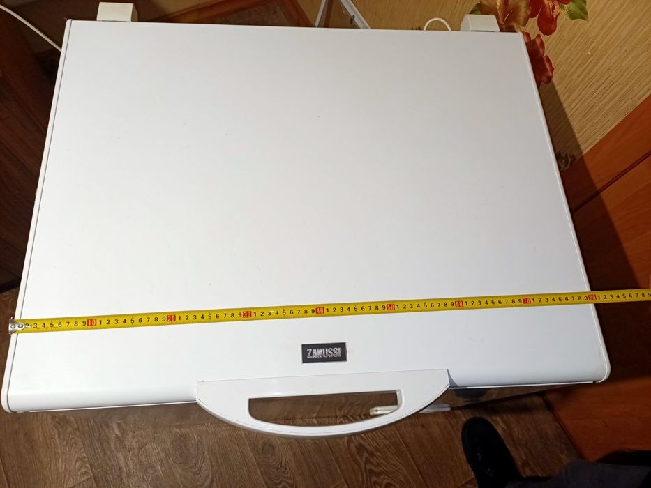 Продам морозильную камеру