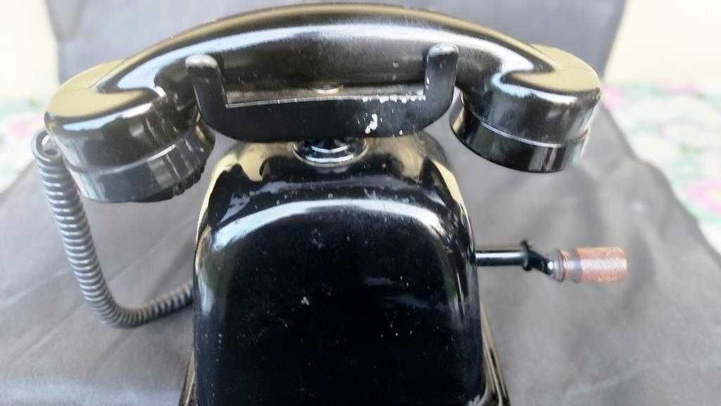 Stary telefon Induktorowy belgijski ATEA nr 39