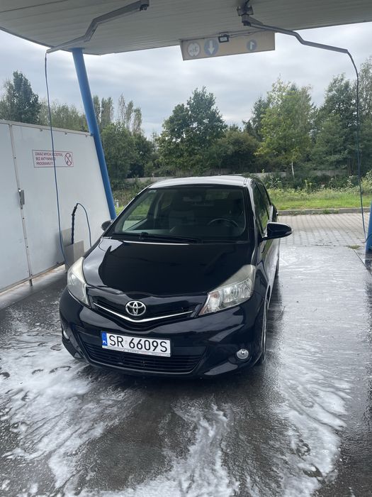 Toyota Yaris 1.0 2013r