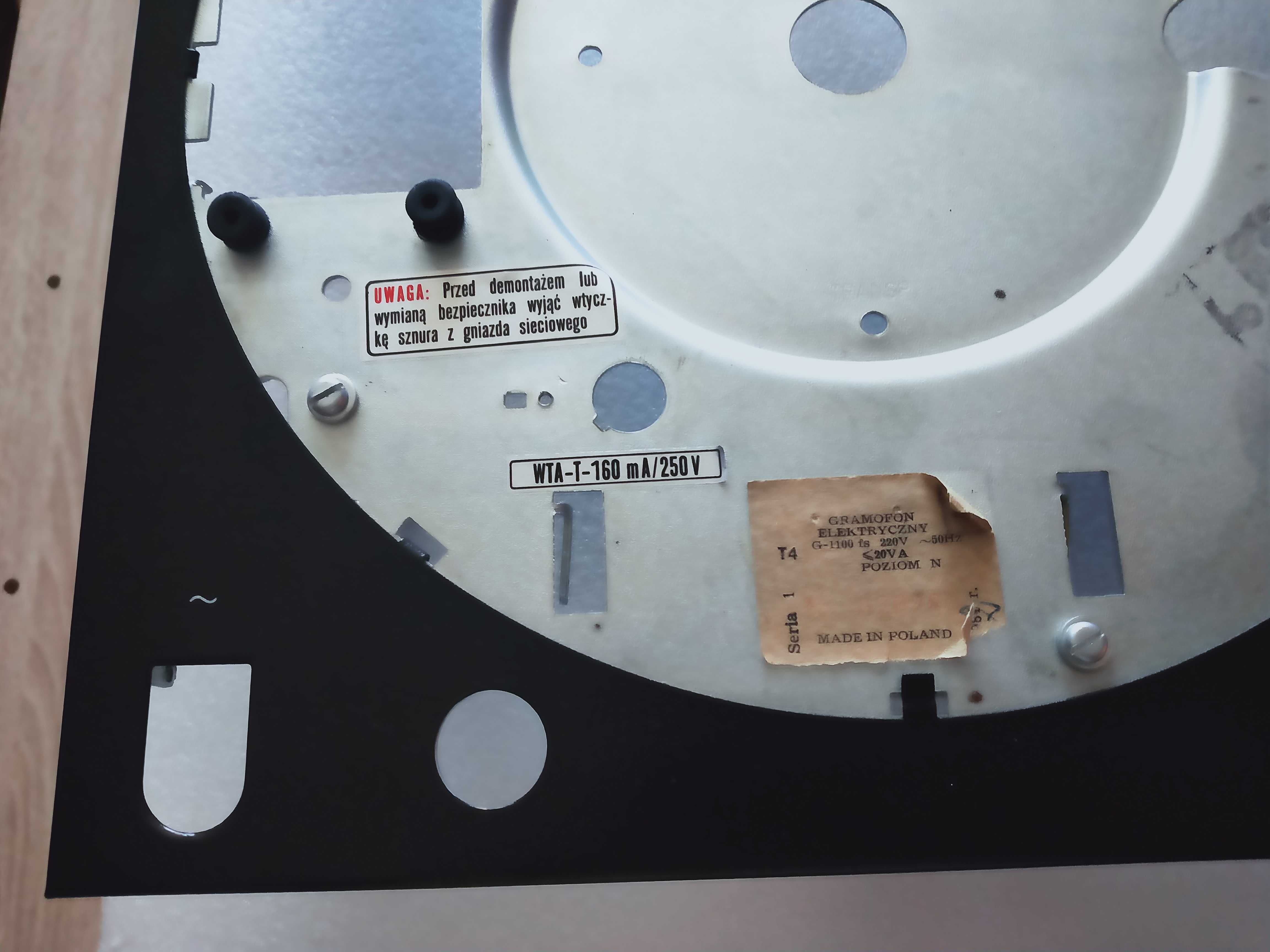 Płyta główna frontowa do gramofonu Unitra Fonica Daniel G-1100 fs