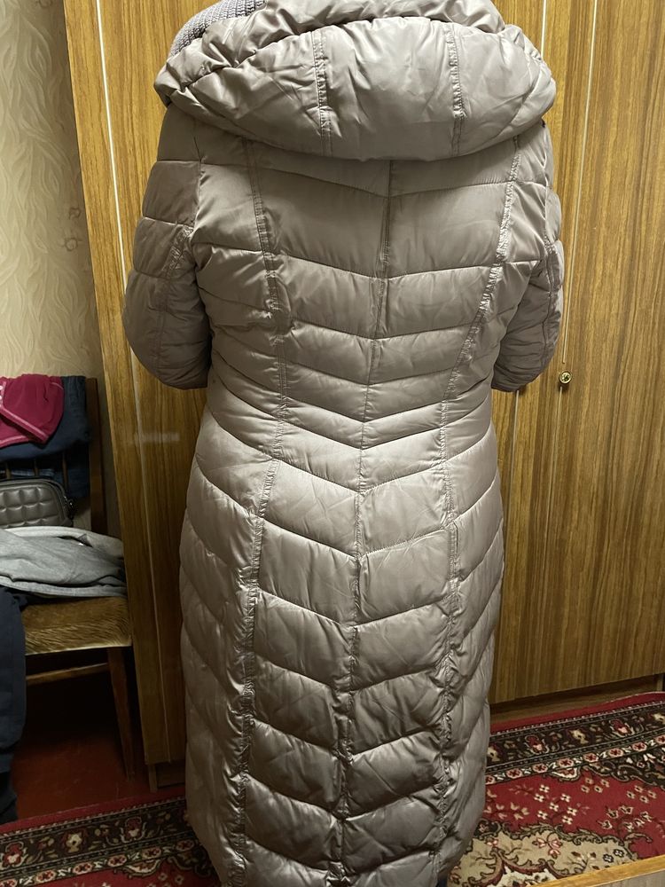 Куртка пуховик зимовий
