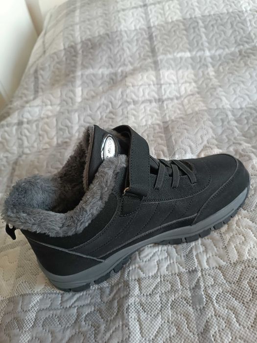 Buty zimowe nowe