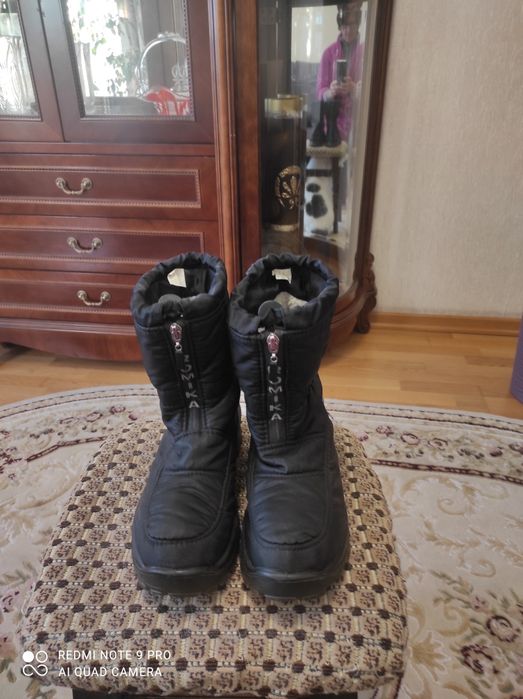 Жіночі чоботи дутіки