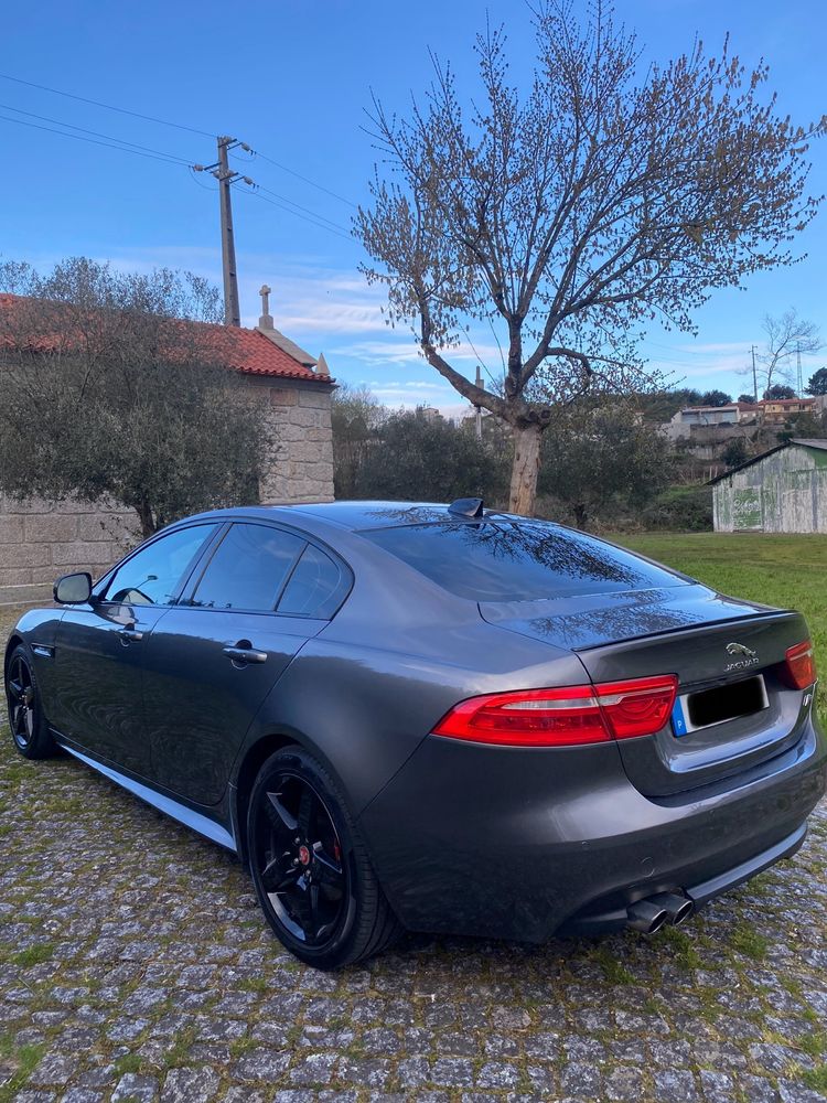 Jaguar XE 2.0 R-Sport 180cv