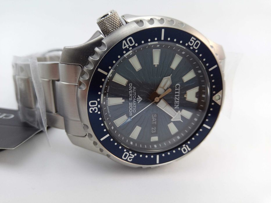 Японские мужские часы 200м дайверы Citizen NY0136-52L сапфир, механика