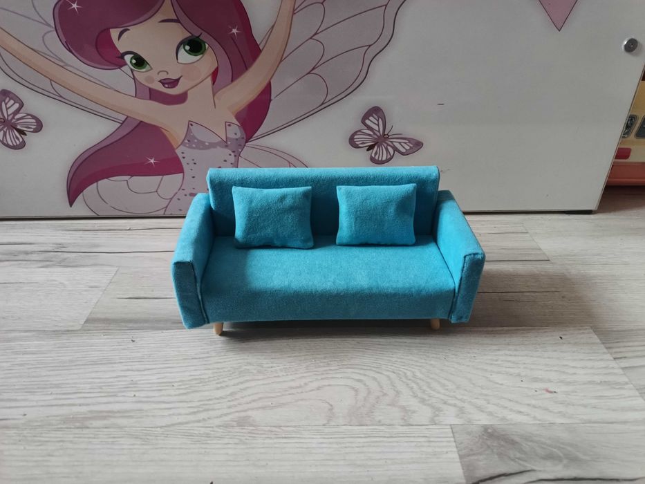 Lalki barbie,kanapa dla lalek