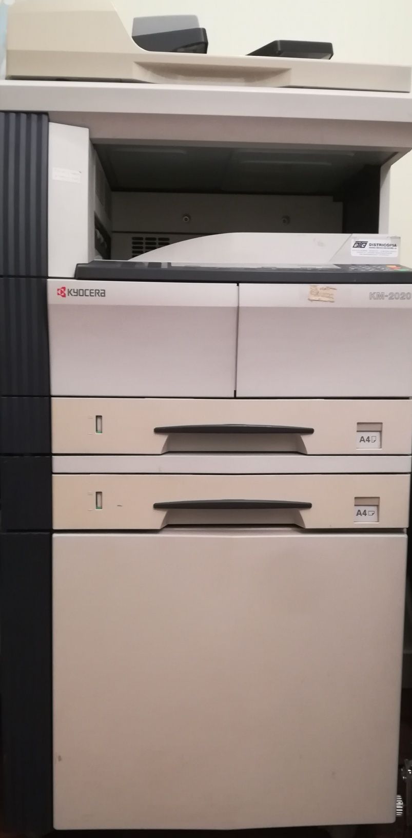 Fotocopiadora Kyocera KM-2020 (+toner)