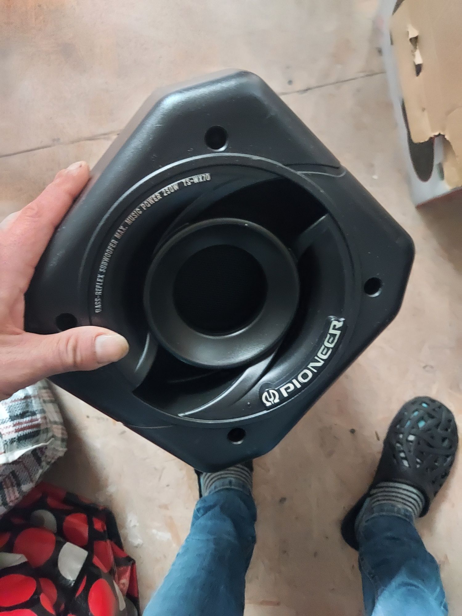 Pioneer tuba 250W i skrzynia 500W