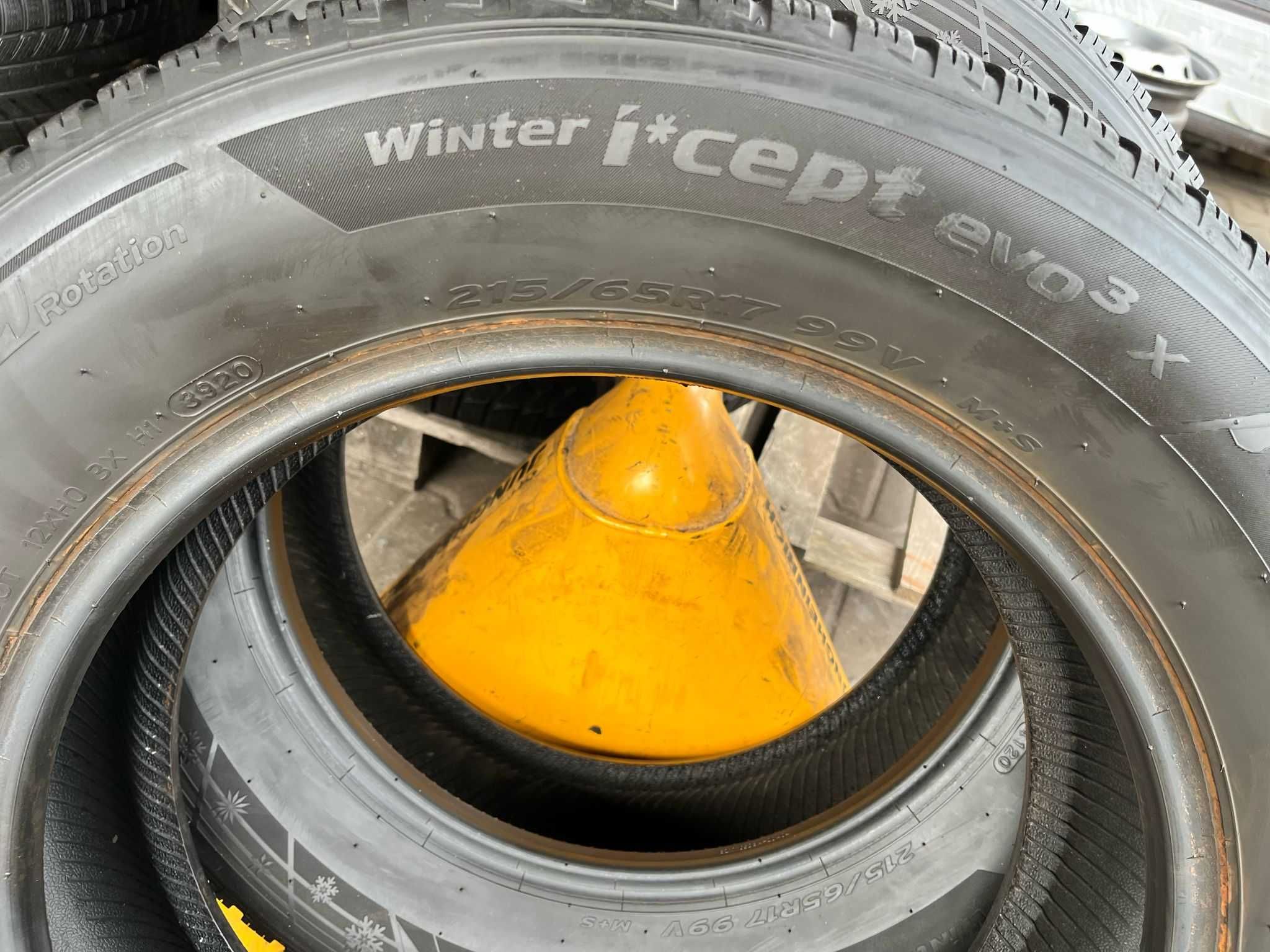 Opony zimowe 2x 215/65 R17 Hankook Winter evo3X #3620