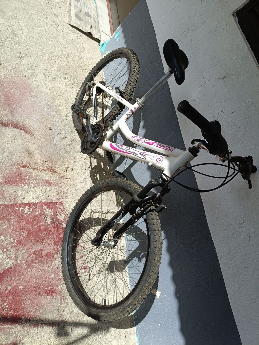 Vendo bicicleta em ótimo estado