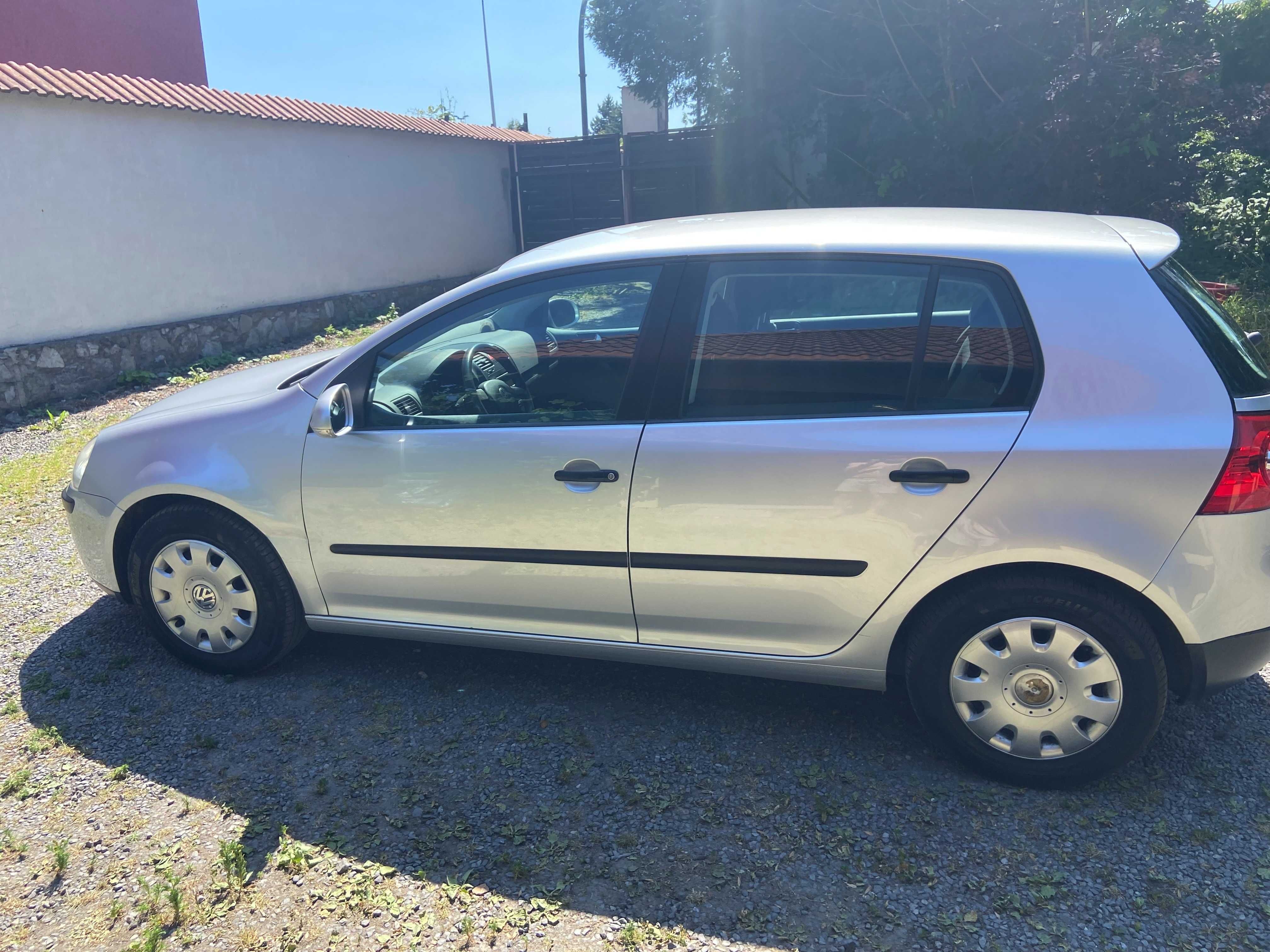 VW GOLF , bardzo ładny,  bez wypadkowy- Polecam