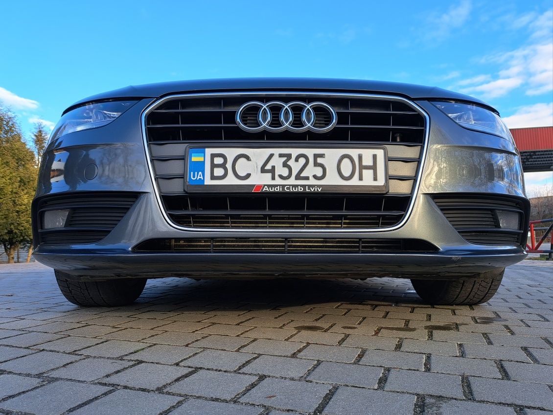 Audi A4 B8 Sedan