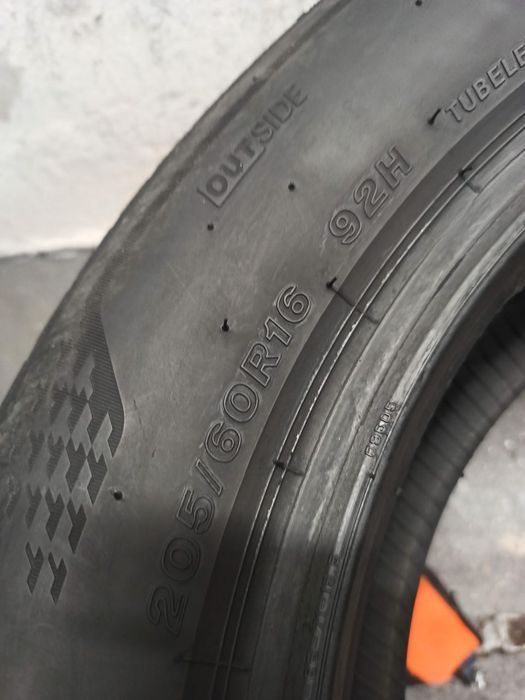 4x 205/60R16 opony letnie Bridgestone 6,2mm 2021