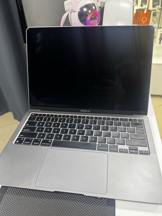 Macbook air 2020 m1 256
