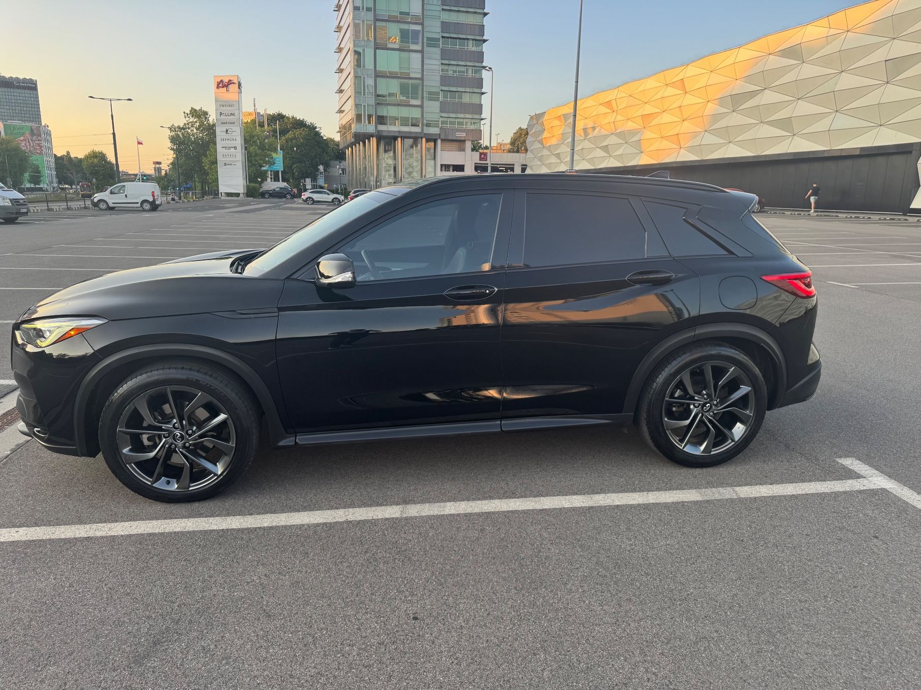 Infiniti QX50 Infiniti QX50 – TOP wyposażenie, AWD, BOSE, HUD, 268KM