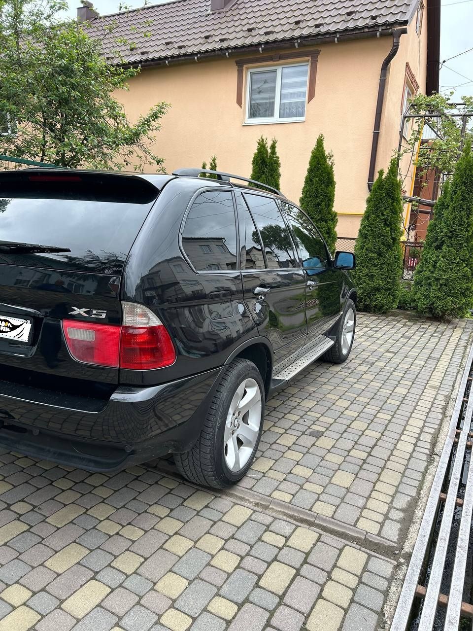 Продам BMW X5 в хорошому стані...