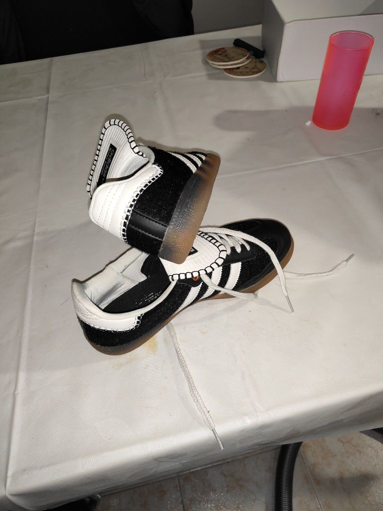 Sapatilhas adidas N41