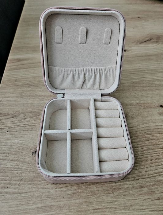Szkatułki na biżuterię 3 sztuki