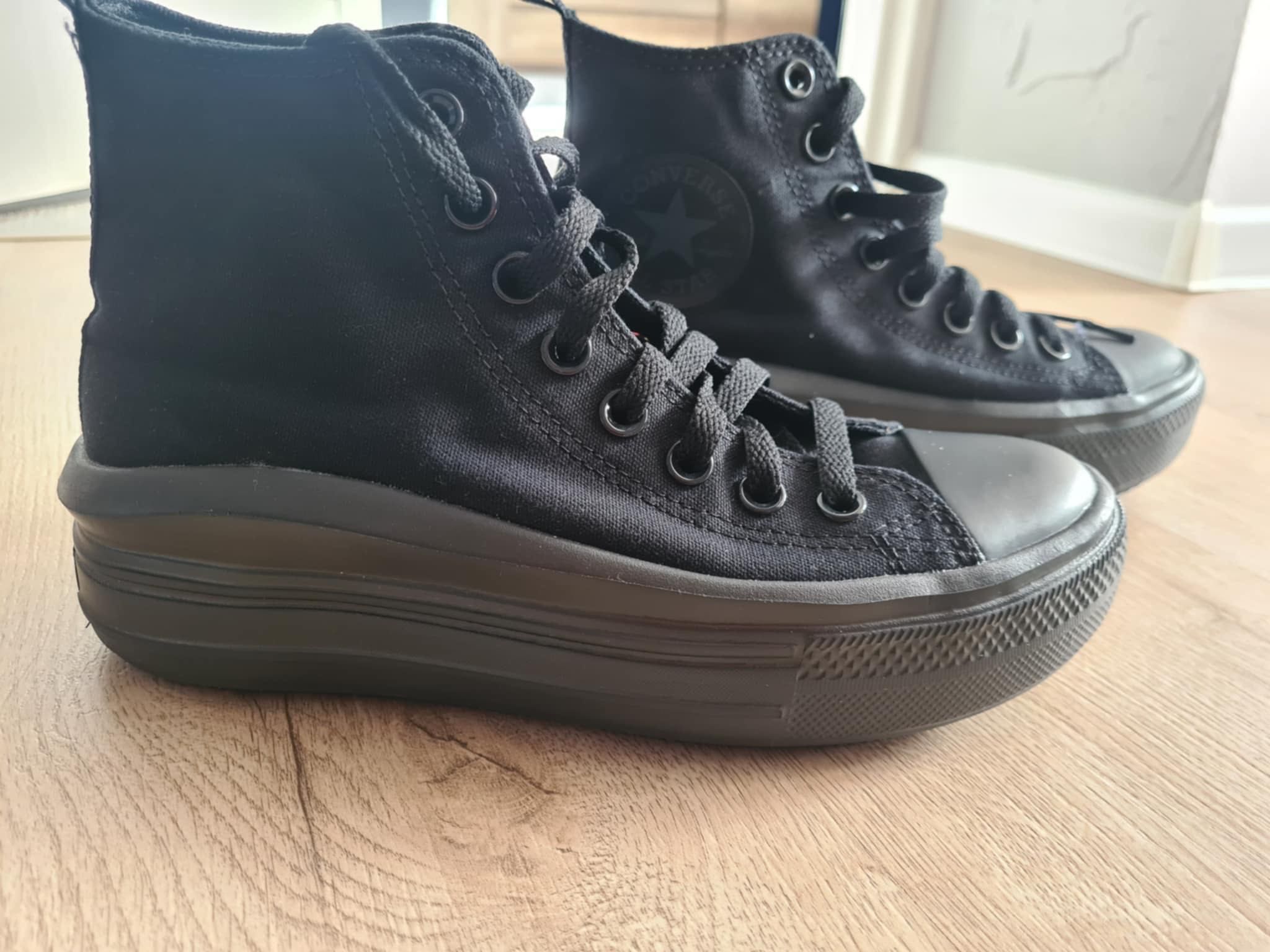 Wysokie czarne Converse