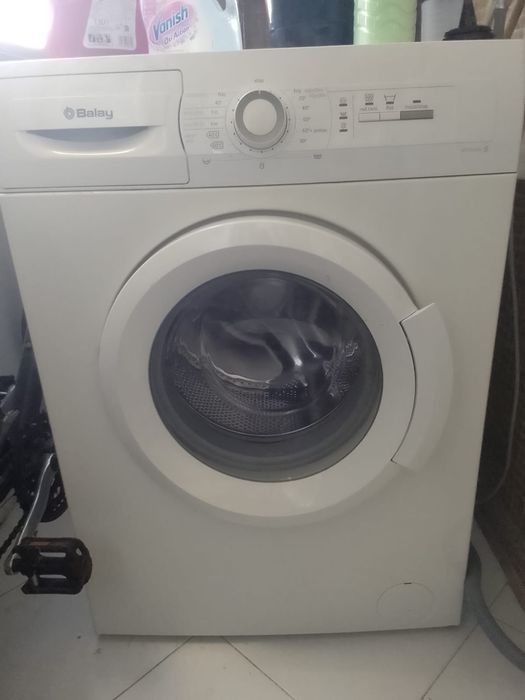 Maquina lavar roupa balay bom estado