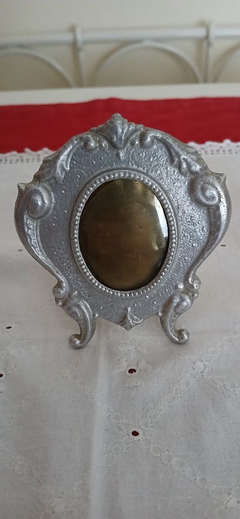 Moldura vintage, usada