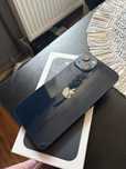 Iphone 13 -stan bardzo dobry