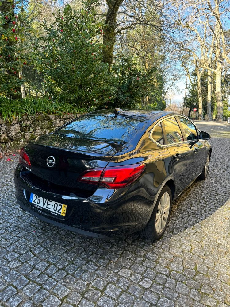 Opel astra 1.4T GPL