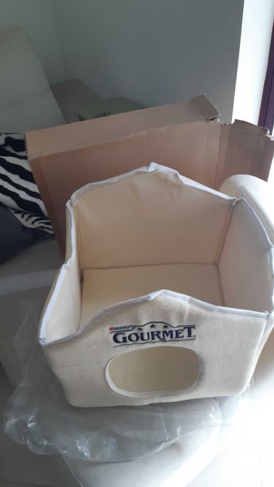 Casa para gatos GOURMET NOVA