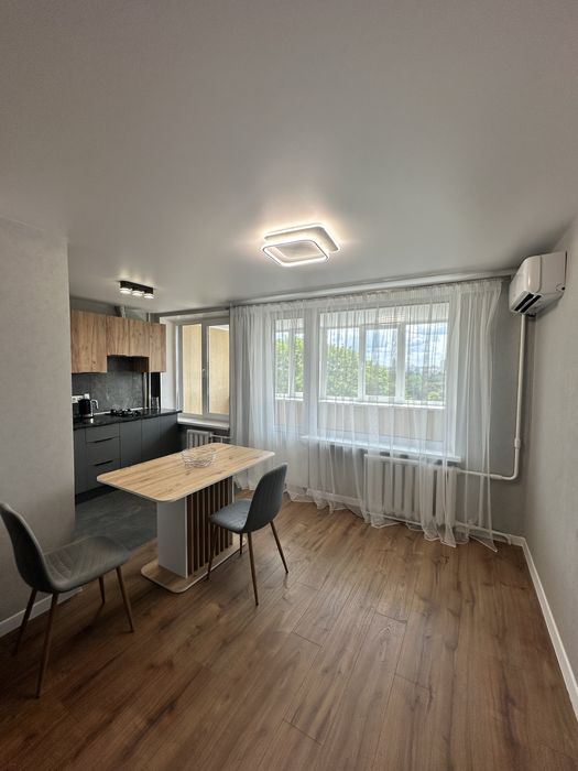 Здається 1-кімнатна квартира Зоологічна 2