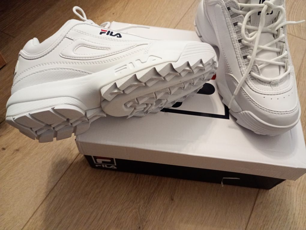 Fila sneakersy 39 nowe