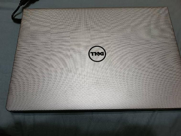 Laptop Dell i3 5gen