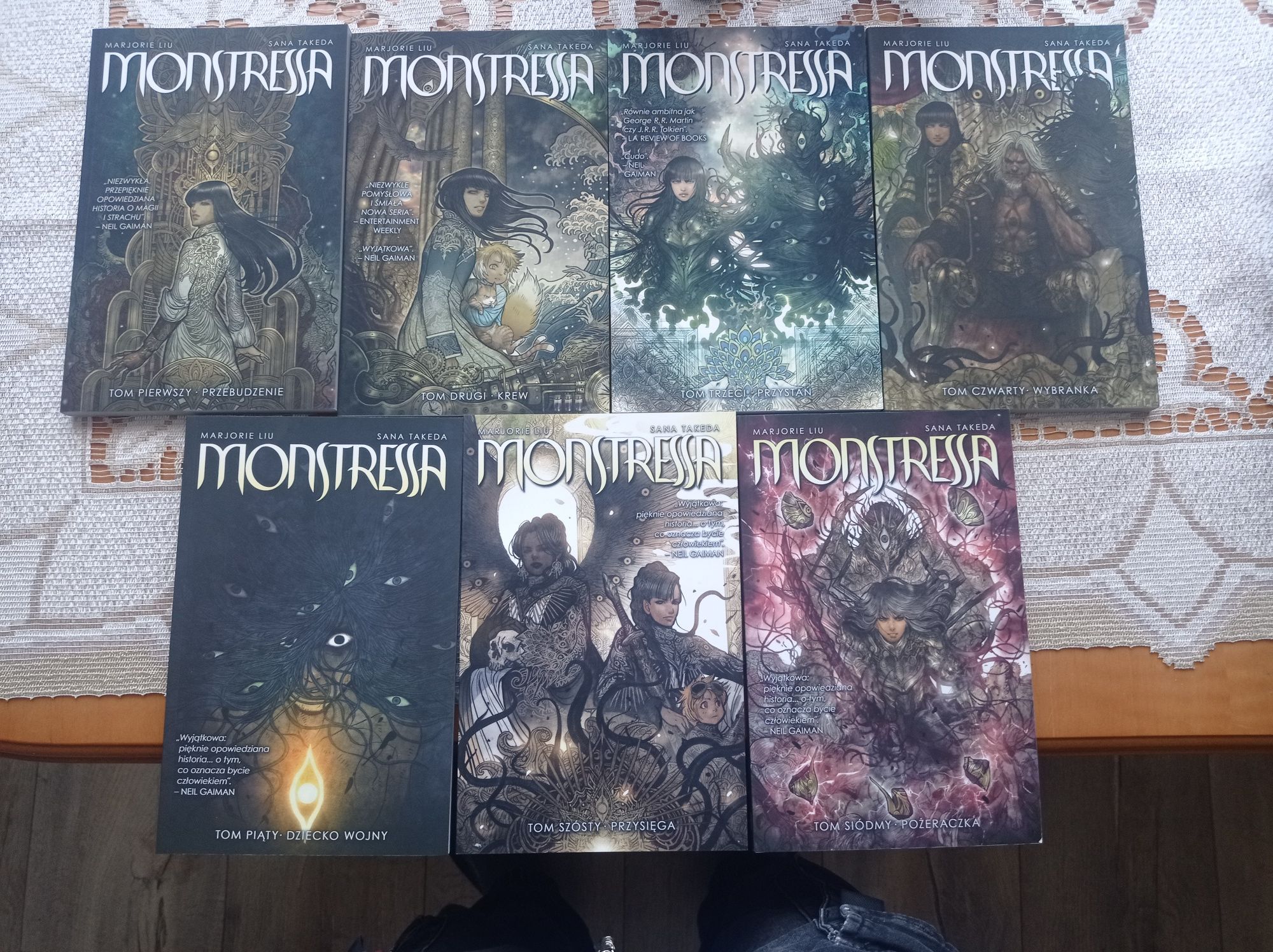 Monstressa tomy od 1 do 7