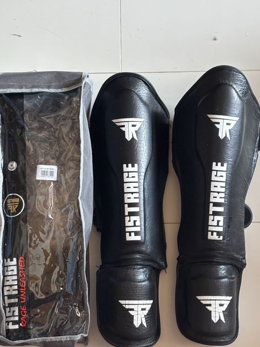 Продам фути для кікбоксінгу