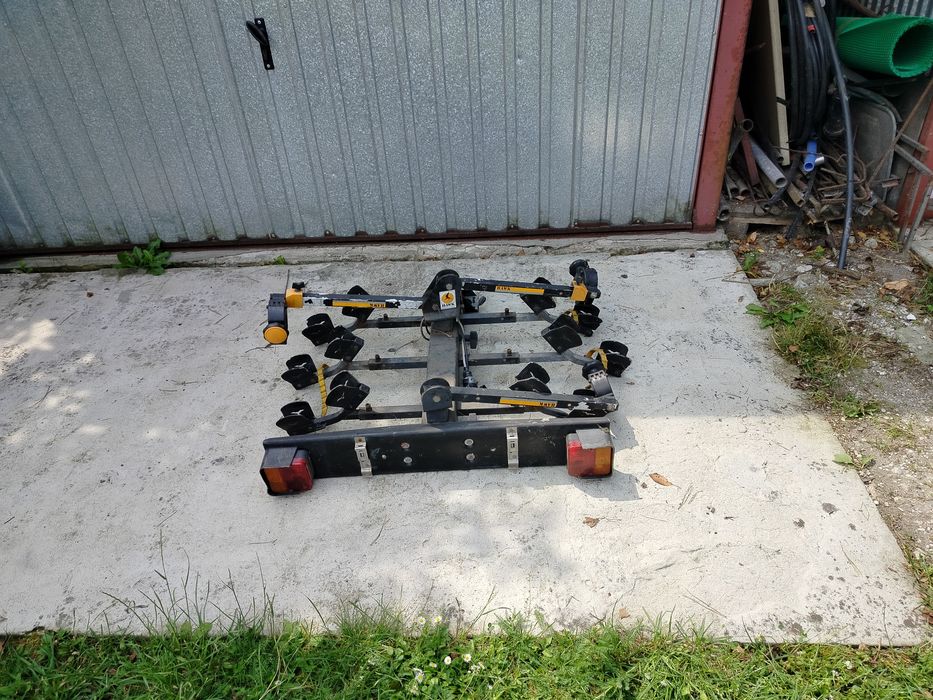 Bagażnik rowerowy na 3 rowery na hak