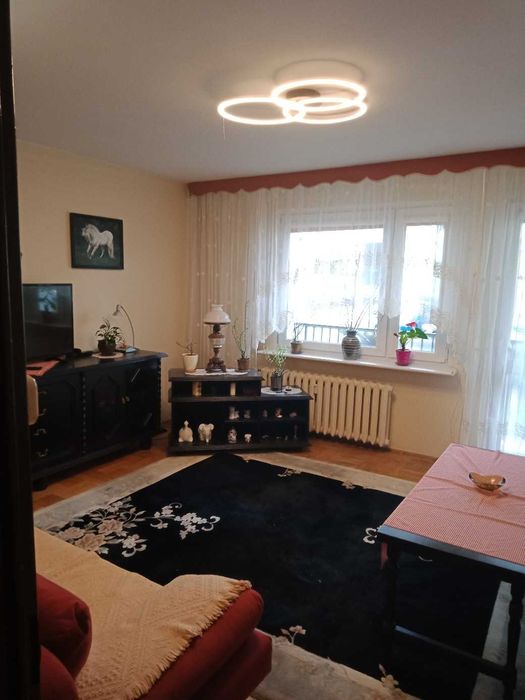 Ładne, duże 3 pok. 60 m2 Duża loggia ul. Jana Pawła II Parter.