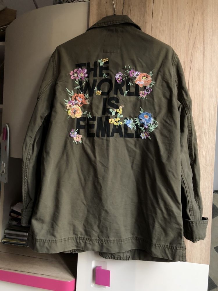 Kurtka khaki bershka M kwiaty haft