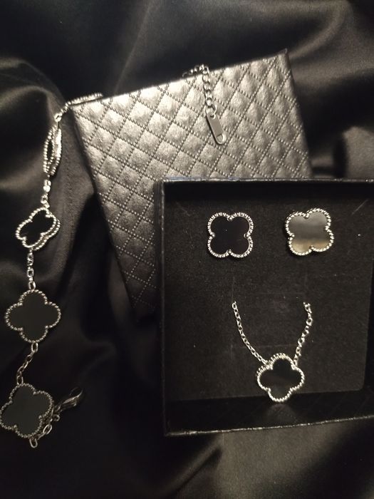 Набір біжутерії у стилі Van Cleef чорний під срібло