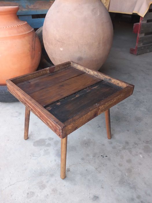 Mesa rustica antiga, otimo estado