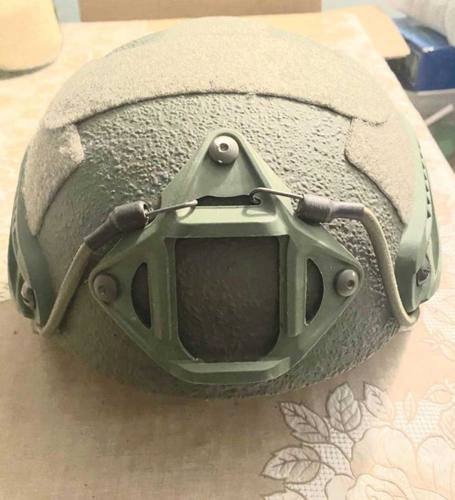 Продам каску  війскову