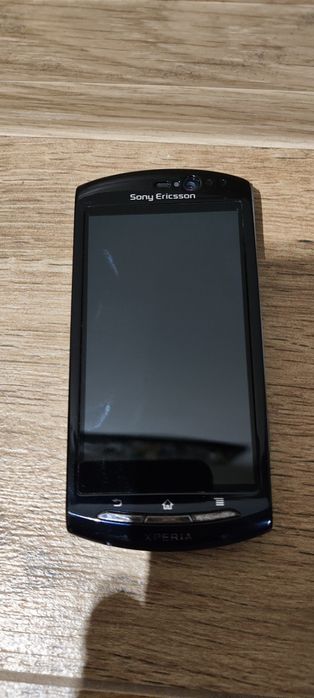 Sony Ericsson Xperia Neo V, uszkodzony