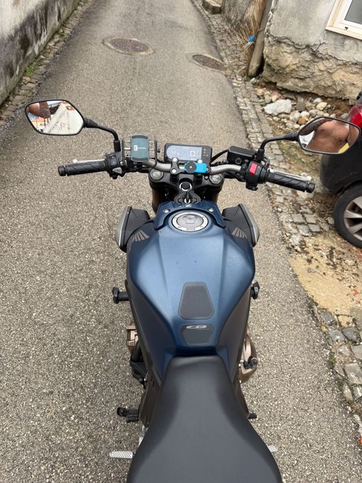 CB 650R, preço fixo