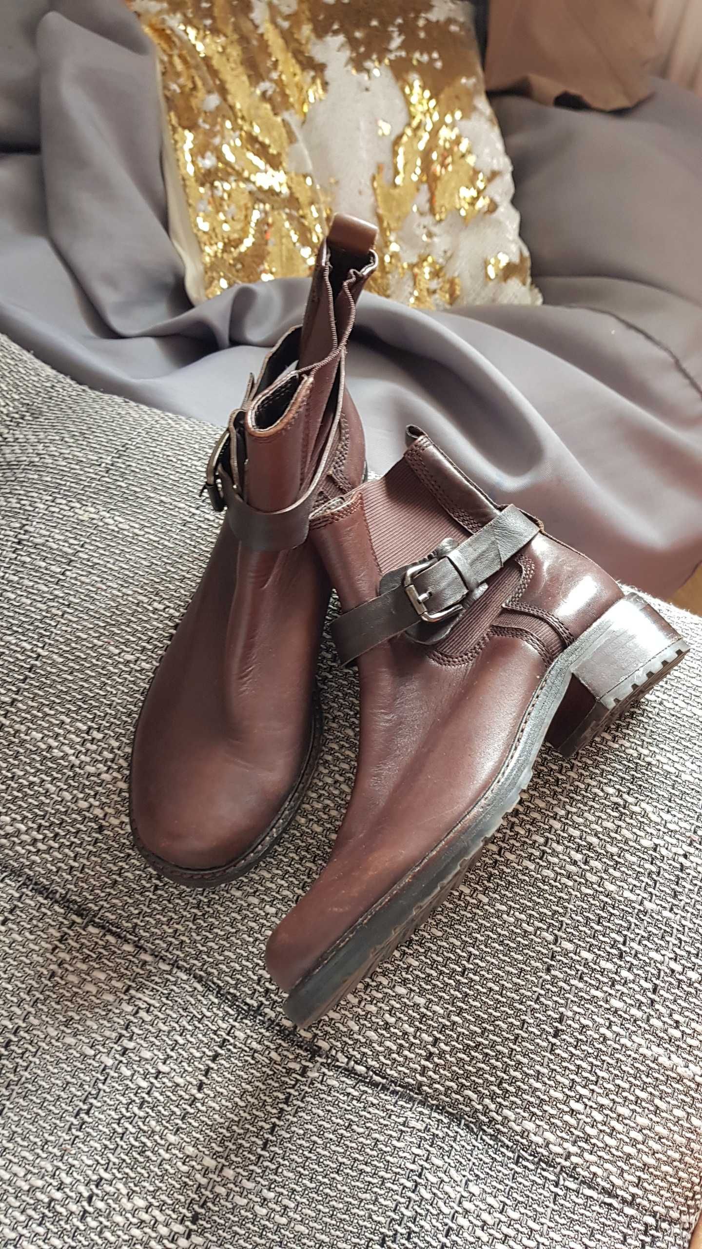 Buty skórzane botki  sztyblety kozaki