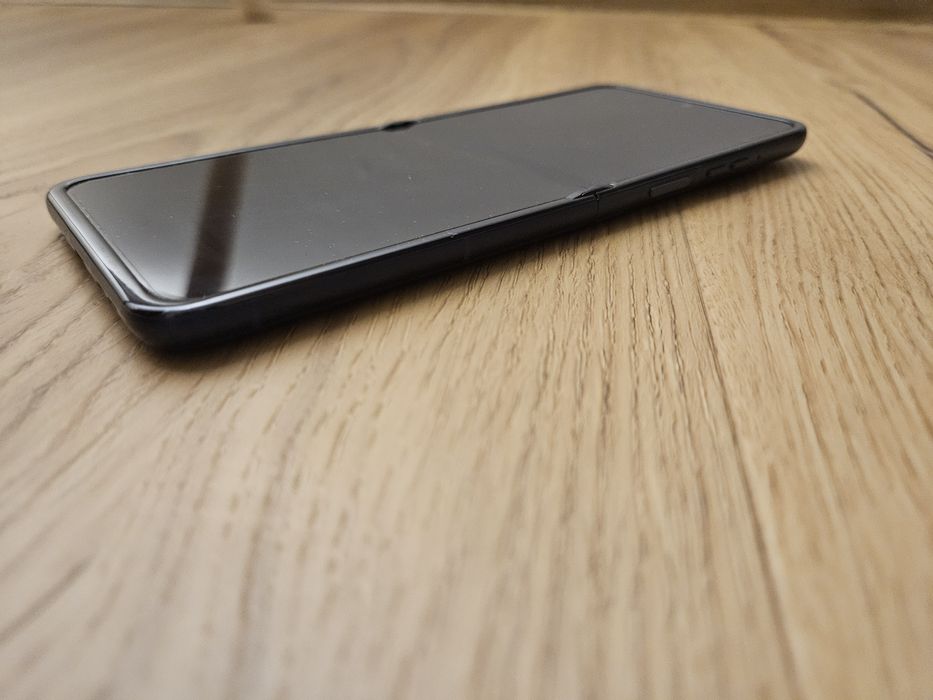 Motorola Razer 60 8GB/256GB