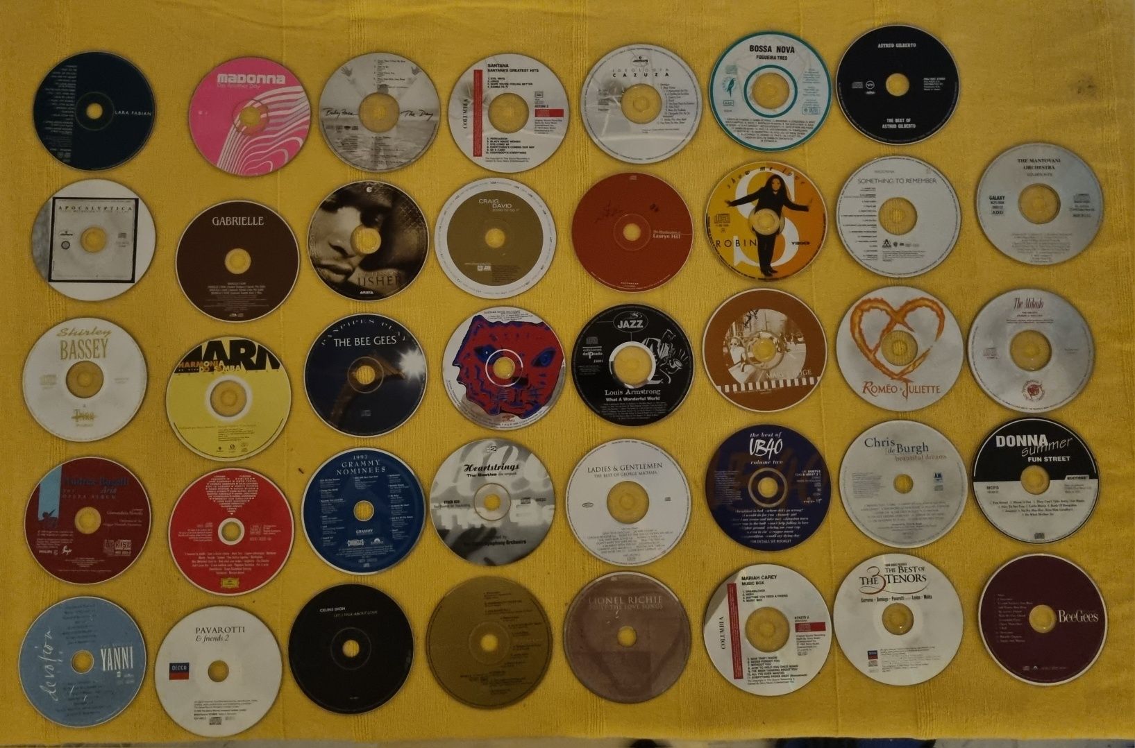 CDS Musicas sem Capa Originais em bom estado