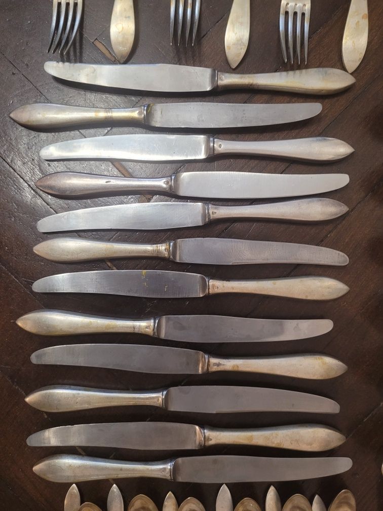 Zastawa stołowa Ksiestwo Warszawskie 
12 noży