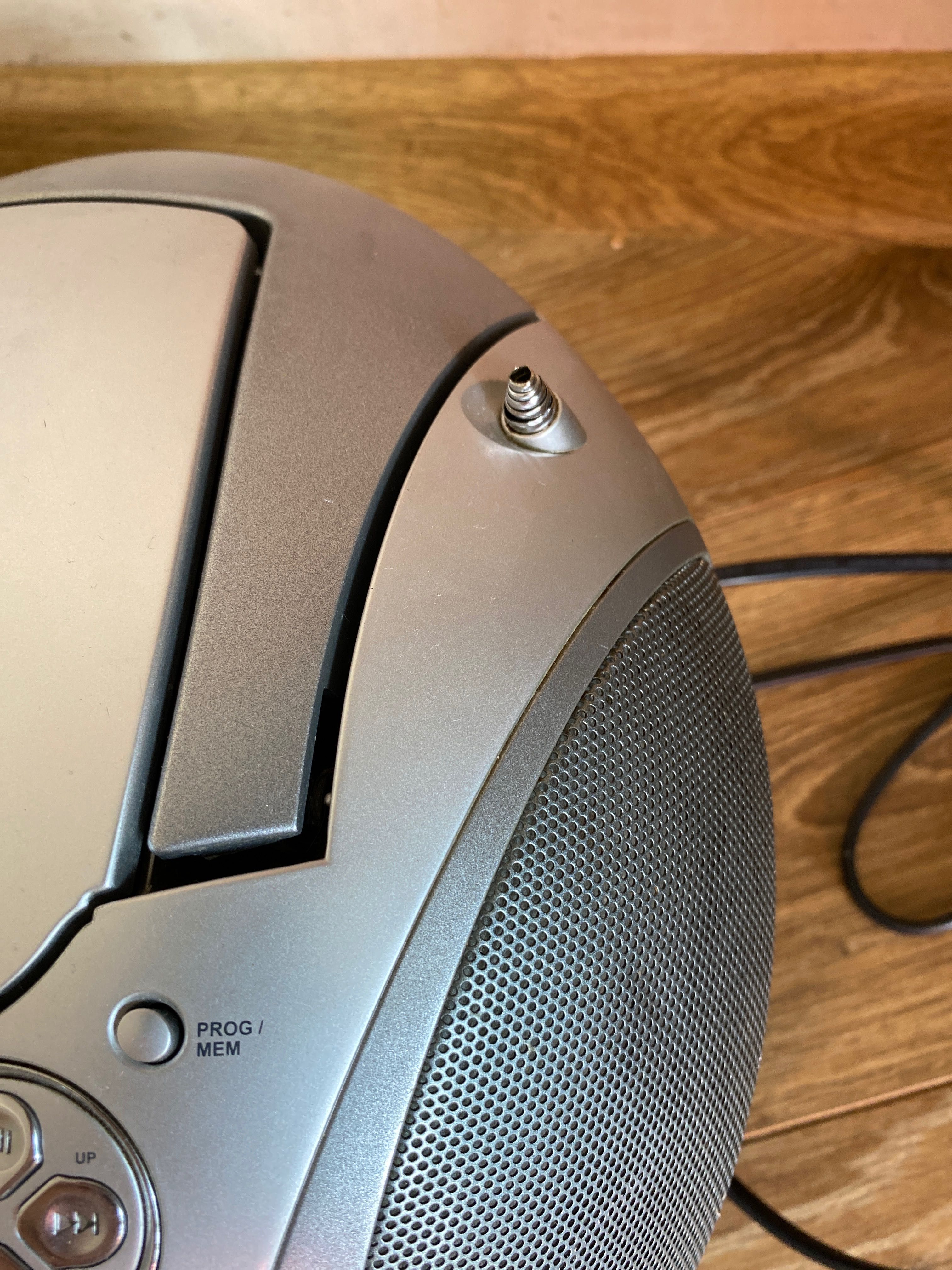 Radio Grundig na CD i kasety