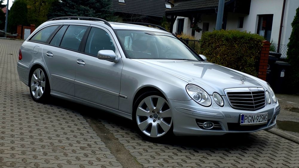 E320 CDI Avantgarde 3.0 V6 Lift Skóry Xenon Alu 18'